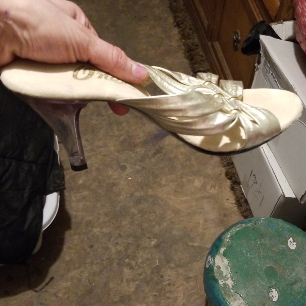Shoes - Picture 3 of 3